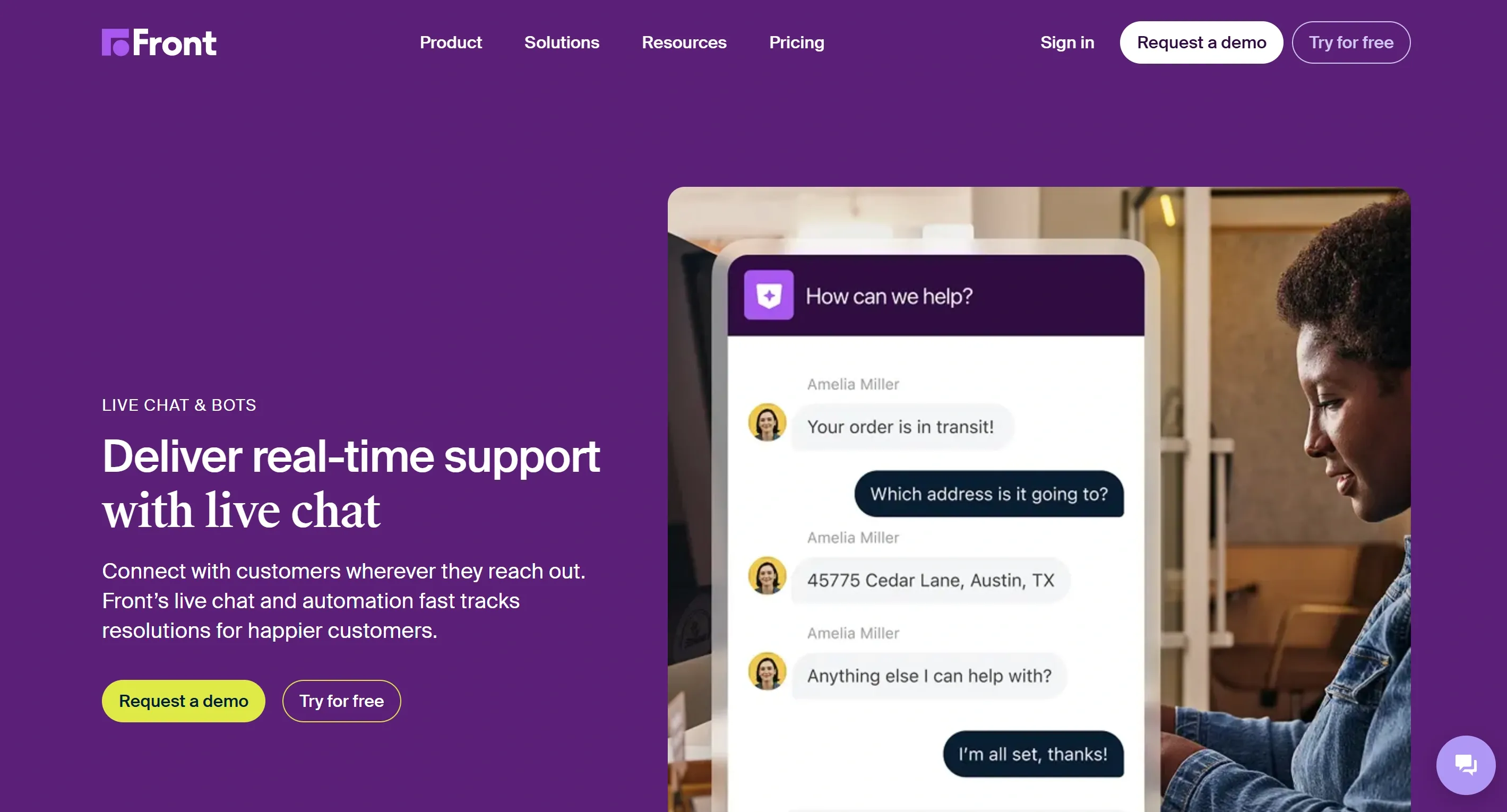 Front live chat page showing an agent handling a customer order query in real time